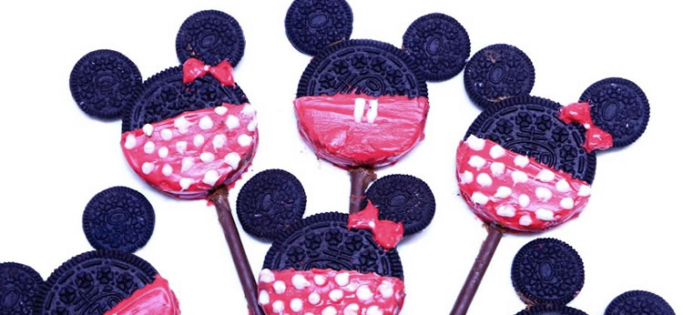 Galletas Mickey Mouse hechas con Oreo