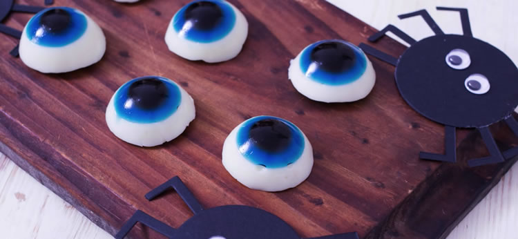 Ojos de gelatina para Halloween - Recetas para días especiales en  